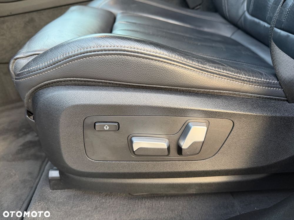 BMW X5 xDrive25d - 33