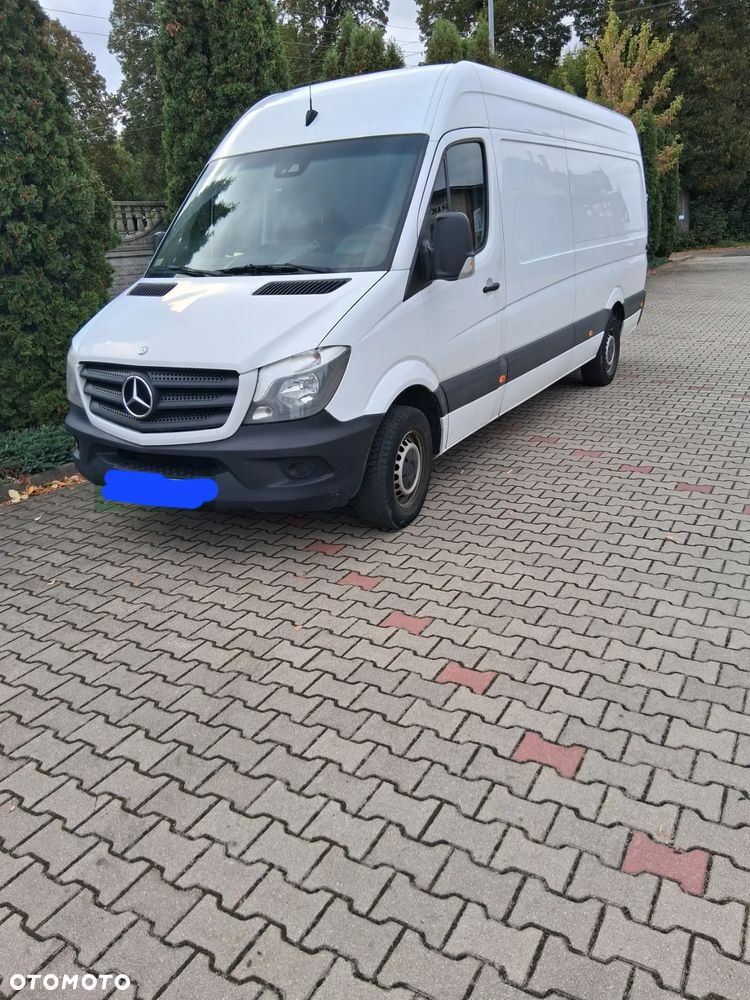 Mercedes-Benz Sprinter - 1