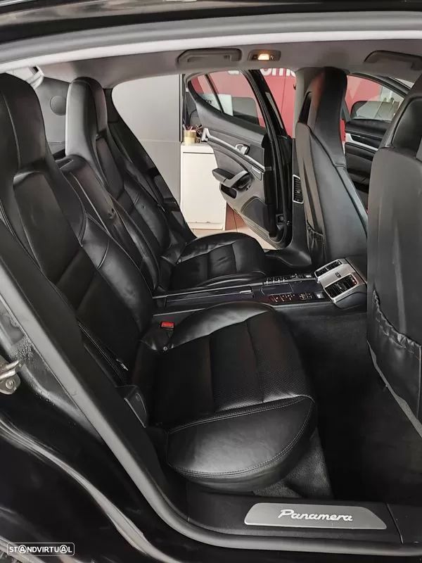 Porsche Panamera Platinum Edition - 9