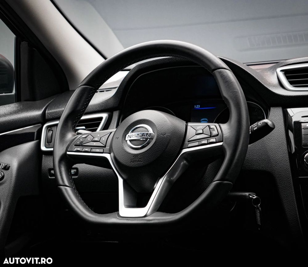 Nissan Qashqai 1.3 l MHEV X-Tronic Tekna Plus - 18