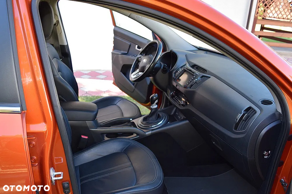 Kia Sportage 2.0 CRDI 2WD Spirit - 14