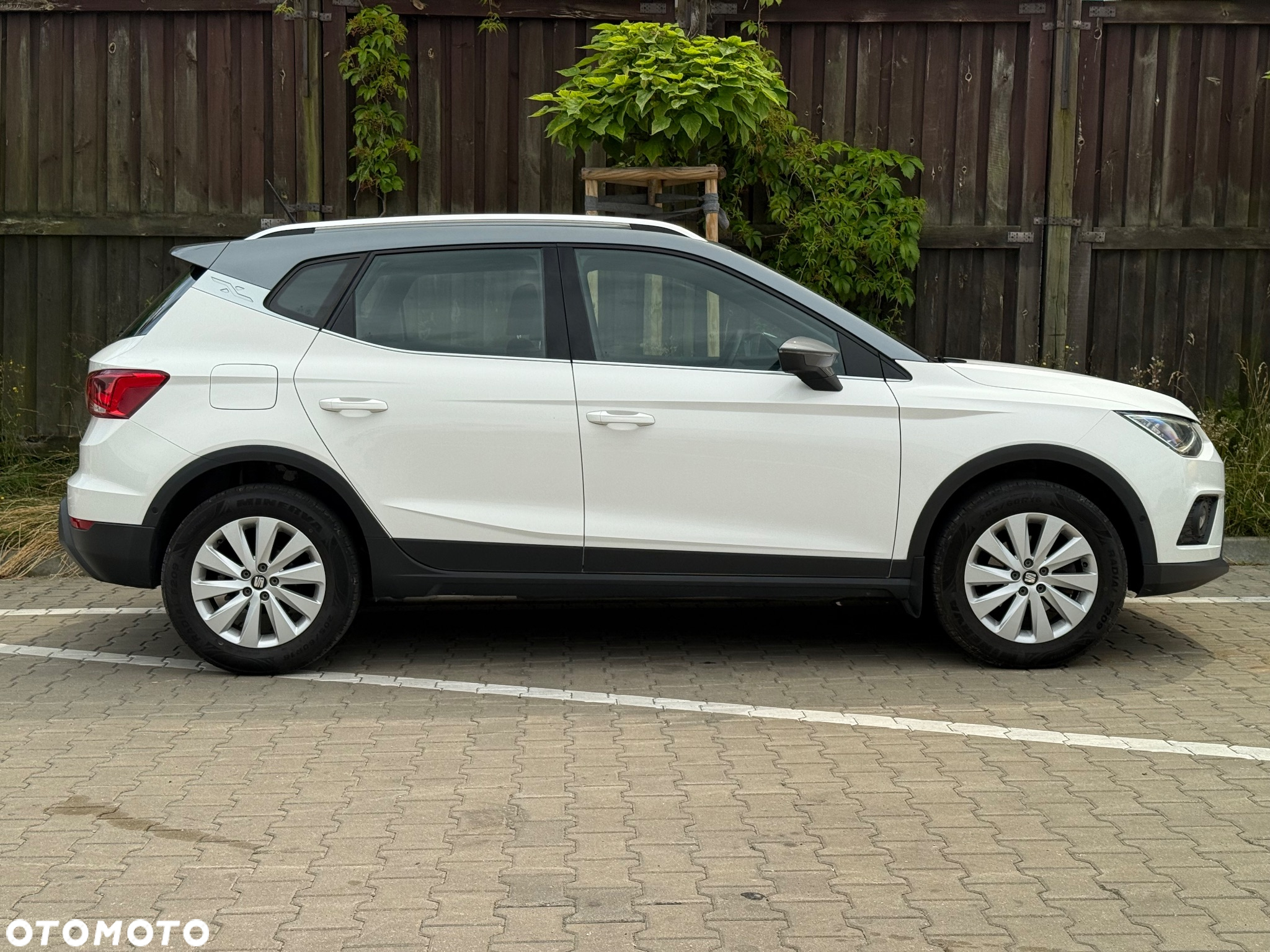 Seat Arona 1.0 Eco TSI DSG XCELLENCE - 4