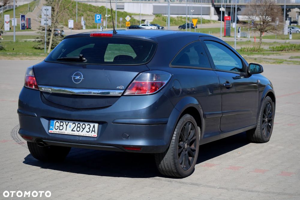 Opel Astra 1.6 Sport - 8