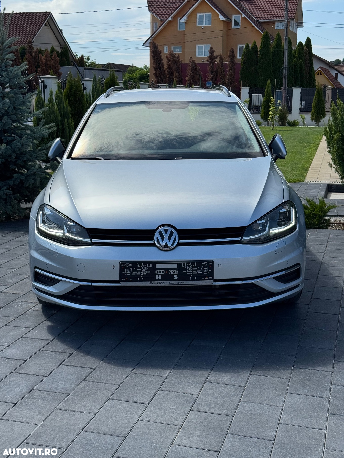 Volkswagen Golf 2.0 TDI DSG Comfortline - 4