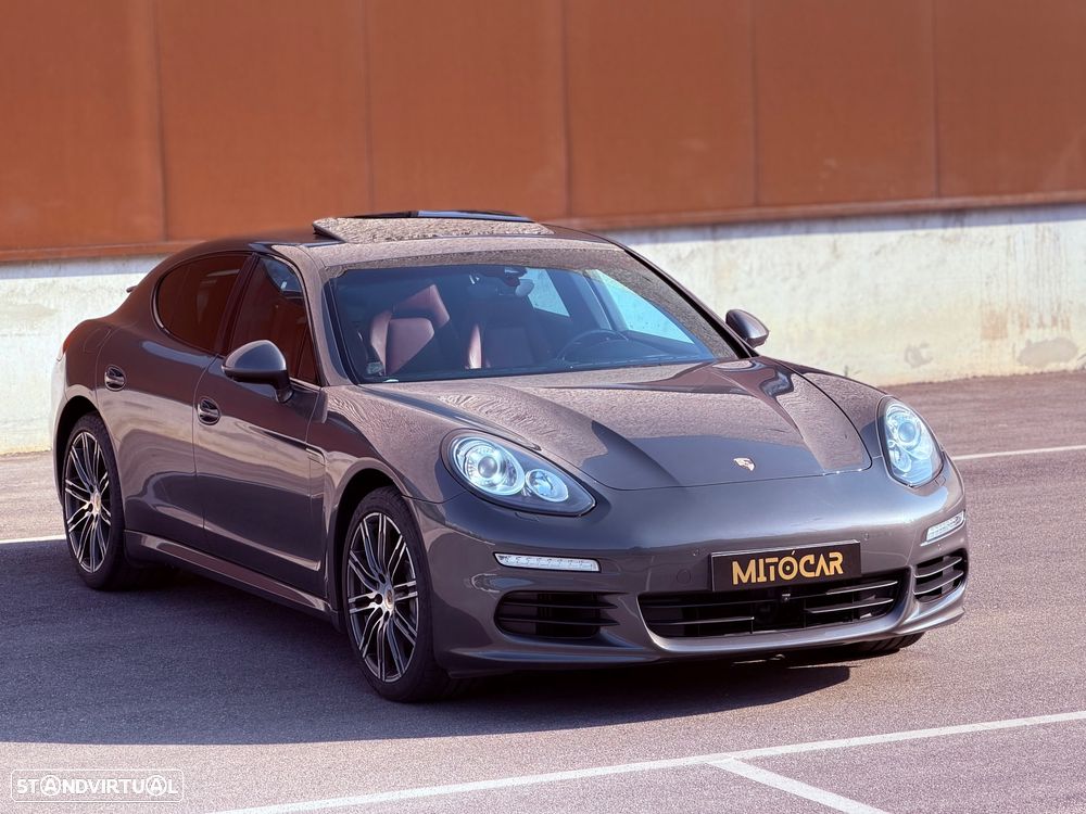 Porsche Panamera Edition - 4