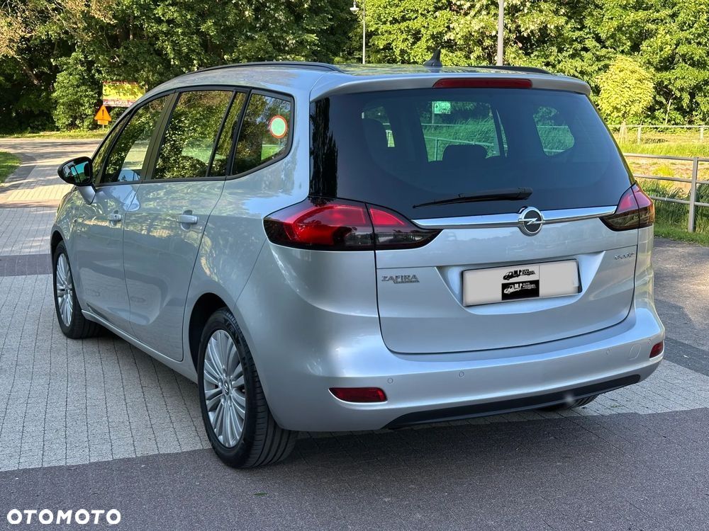 Opel Zafira Tourer 1.4 Turbo Business Edition - 4