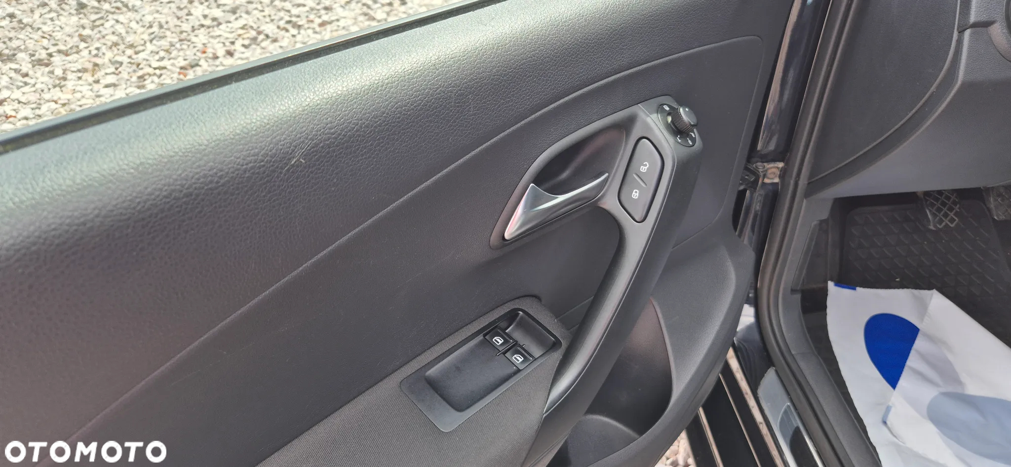 Volkswagen Polo 1.6 TDI Black/Silver Edition - 17