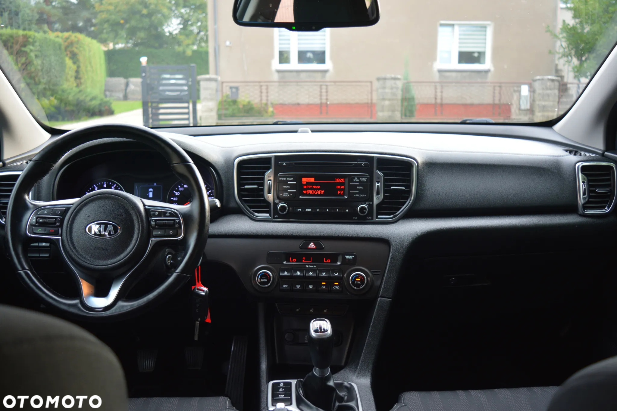 Kia Sportage 1.6 GDI Black Edition 2WD - 8