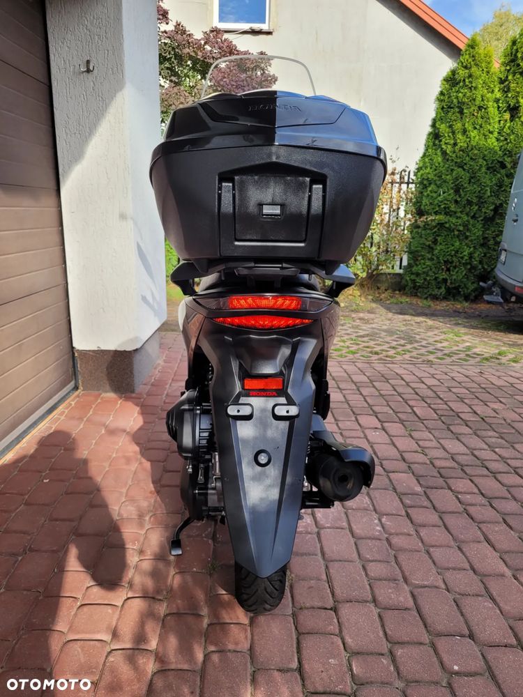 Honda SH - 11