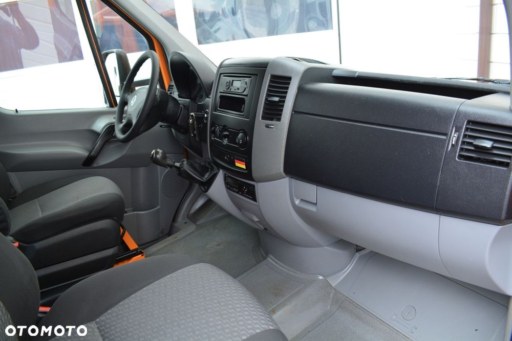 Volkswagen CRAFTER DOKA BLIŹNIAKI - 25