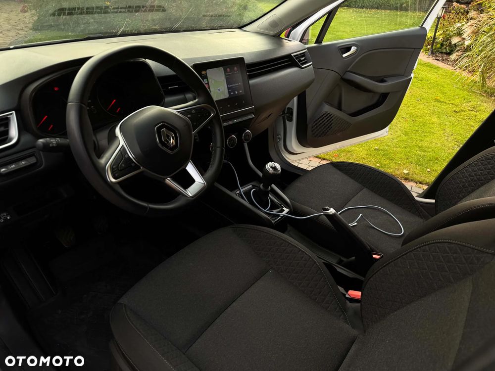 Renault Clio - 6
