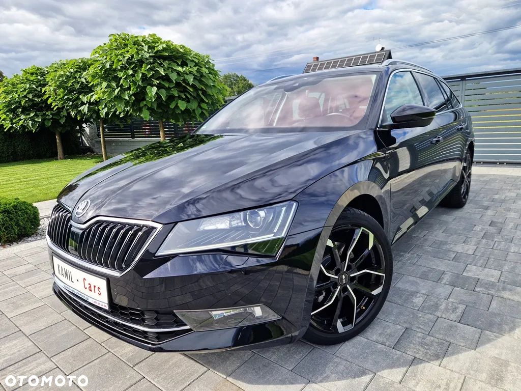 Skoda Superb Combi 2.0 TDI DSG Premium Edition - 1