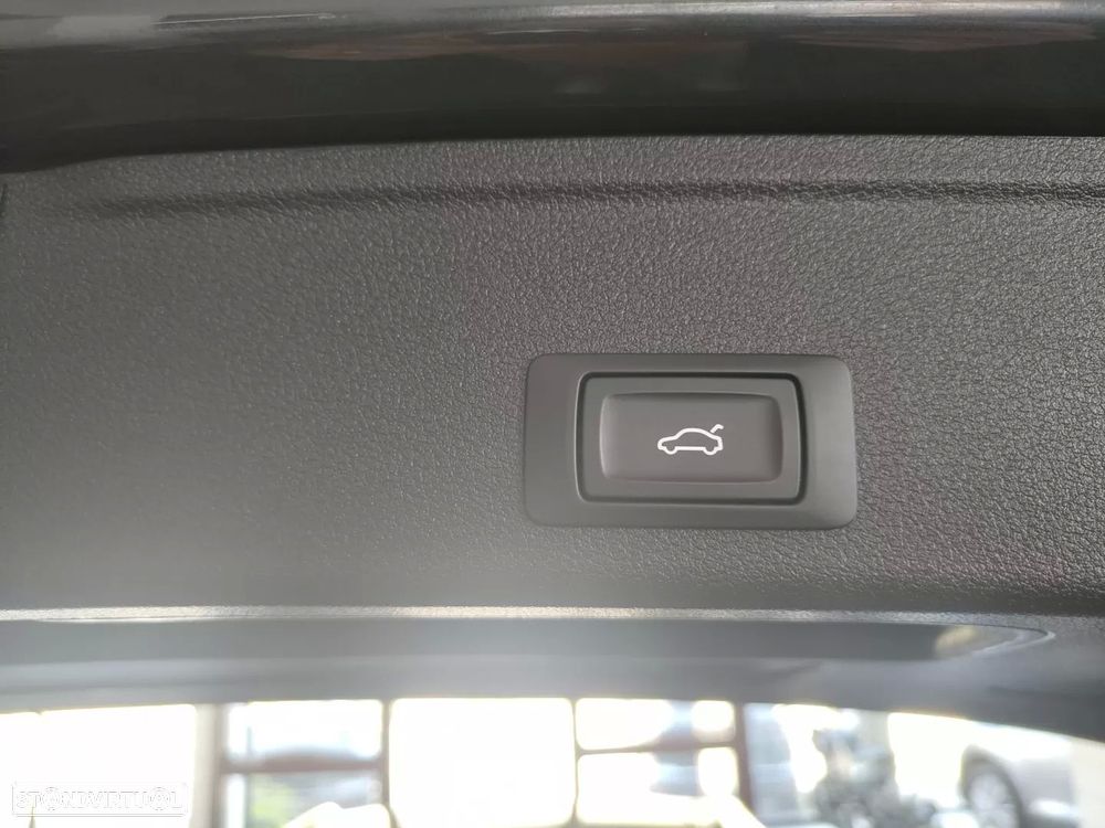 Audi A4 Avant 35 TDI Advanced S tronic - 13