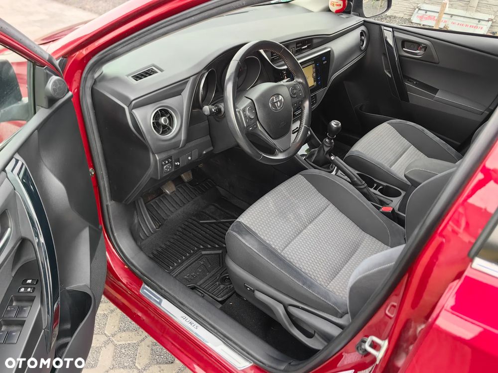 Toyota Auris 1.2 Turbo Edition S+ - 6
