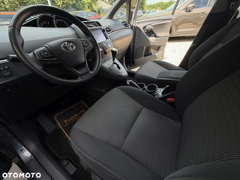 Toyota Verso 1.8 Prestige 7os MS - 19