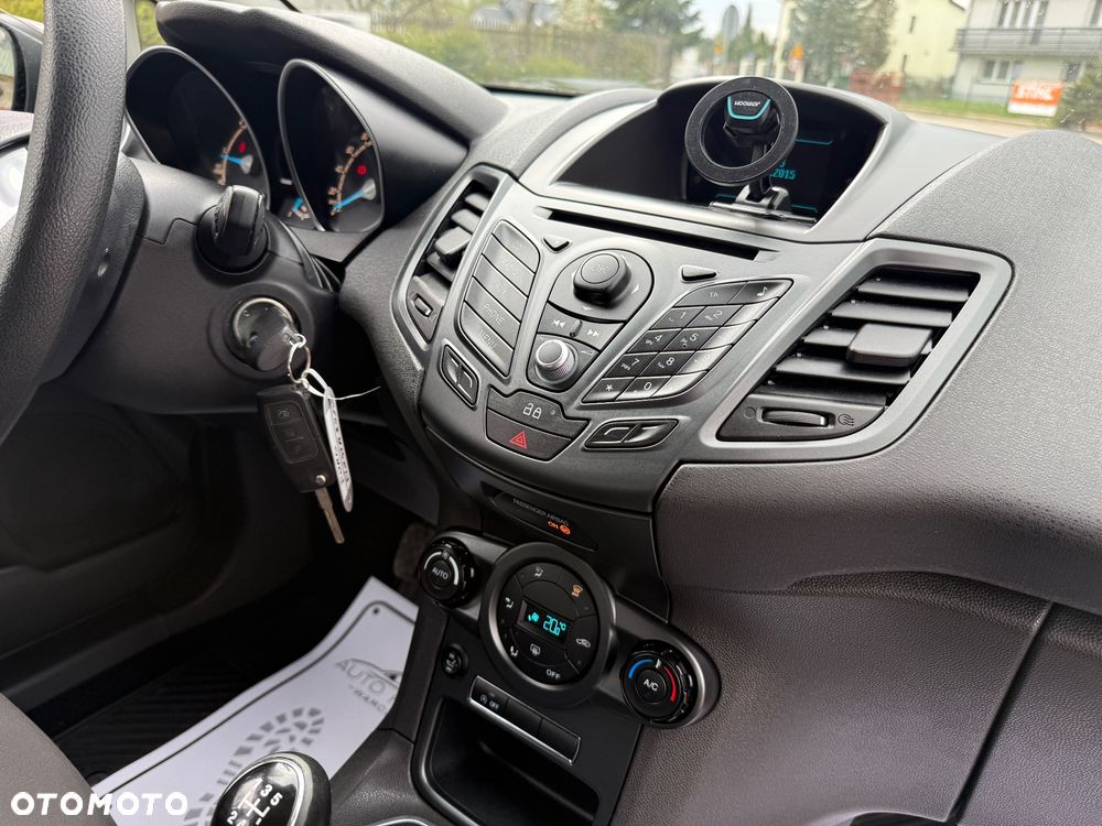 Ford Fiesta 1.6 TDCi Titanium - 14