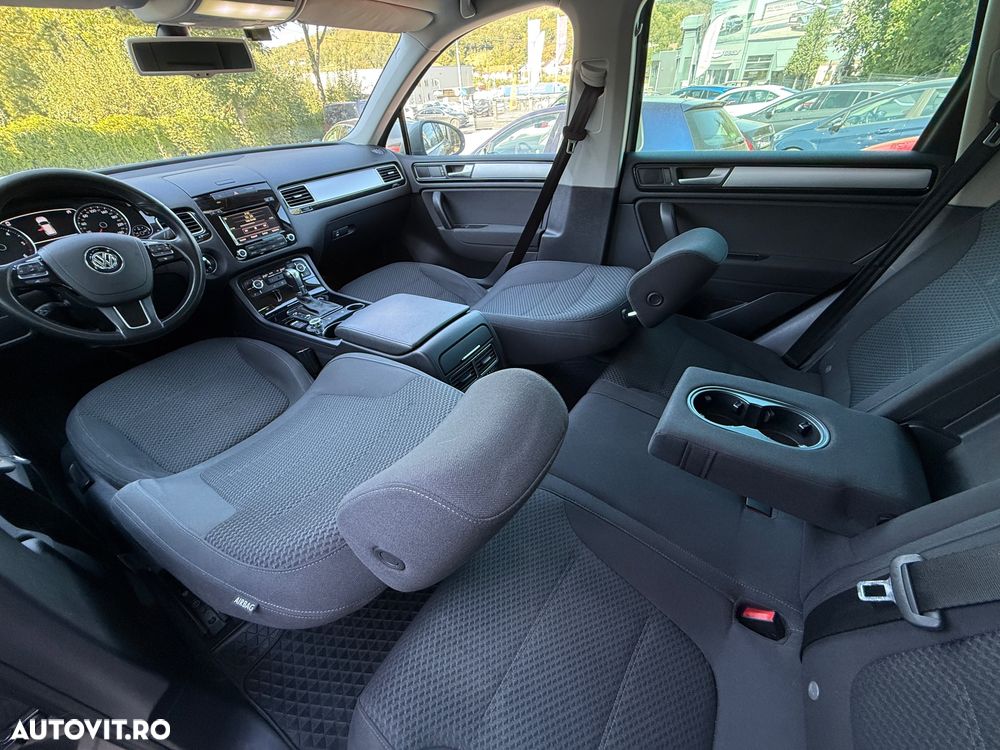 Volkswagen Touareg 3.0 V6 TDI BMT - 25