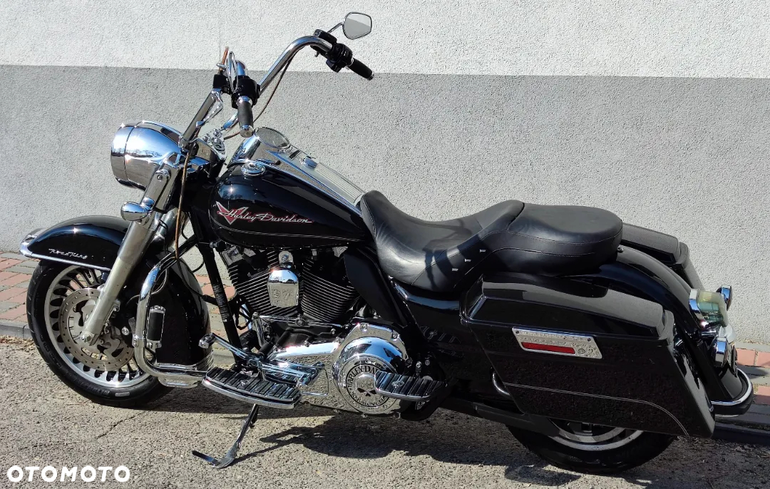 Harley-Davidson Touring Road King - 13