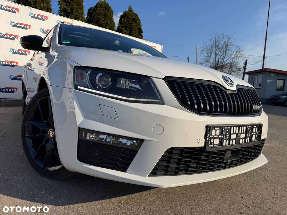 Skoda Octavia 2.0 TDI DSG RS - 20