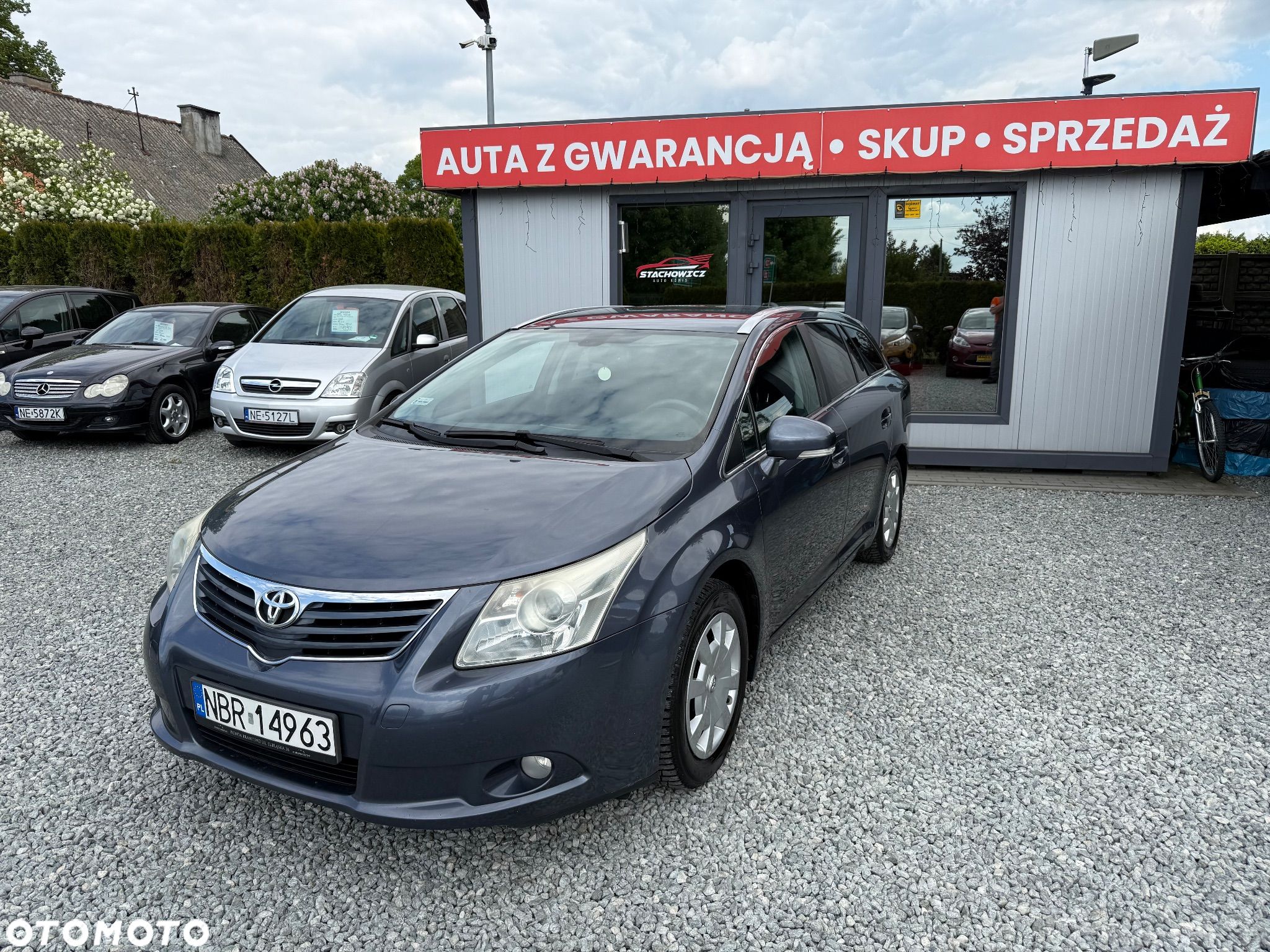 Toyota Avensis 1.8 Sol NAVI - 1