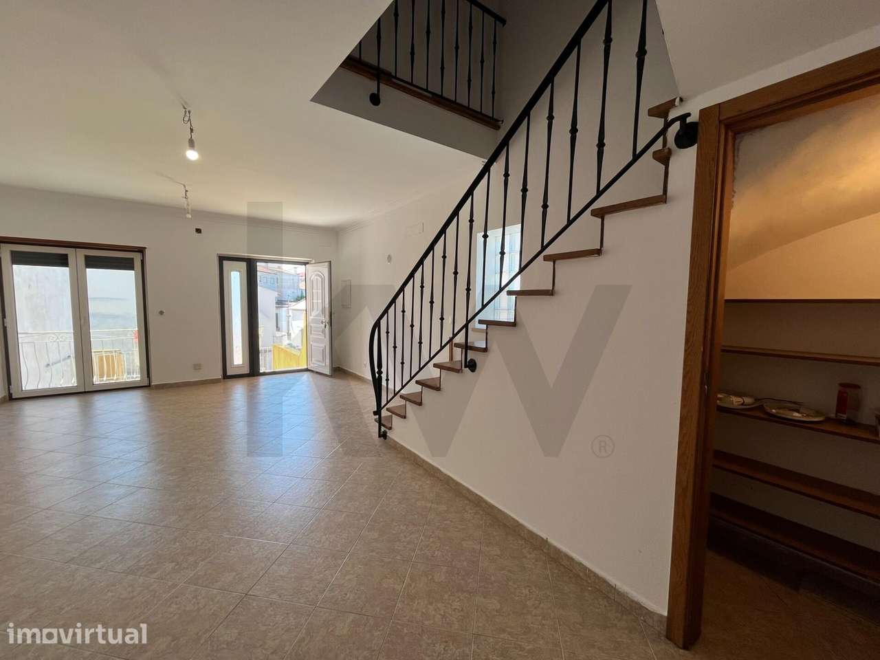 Moradia de 2 pisos, T4, com espaço exterior,  Torres Vedras -  Turcifa - Grande imagem: 4/33