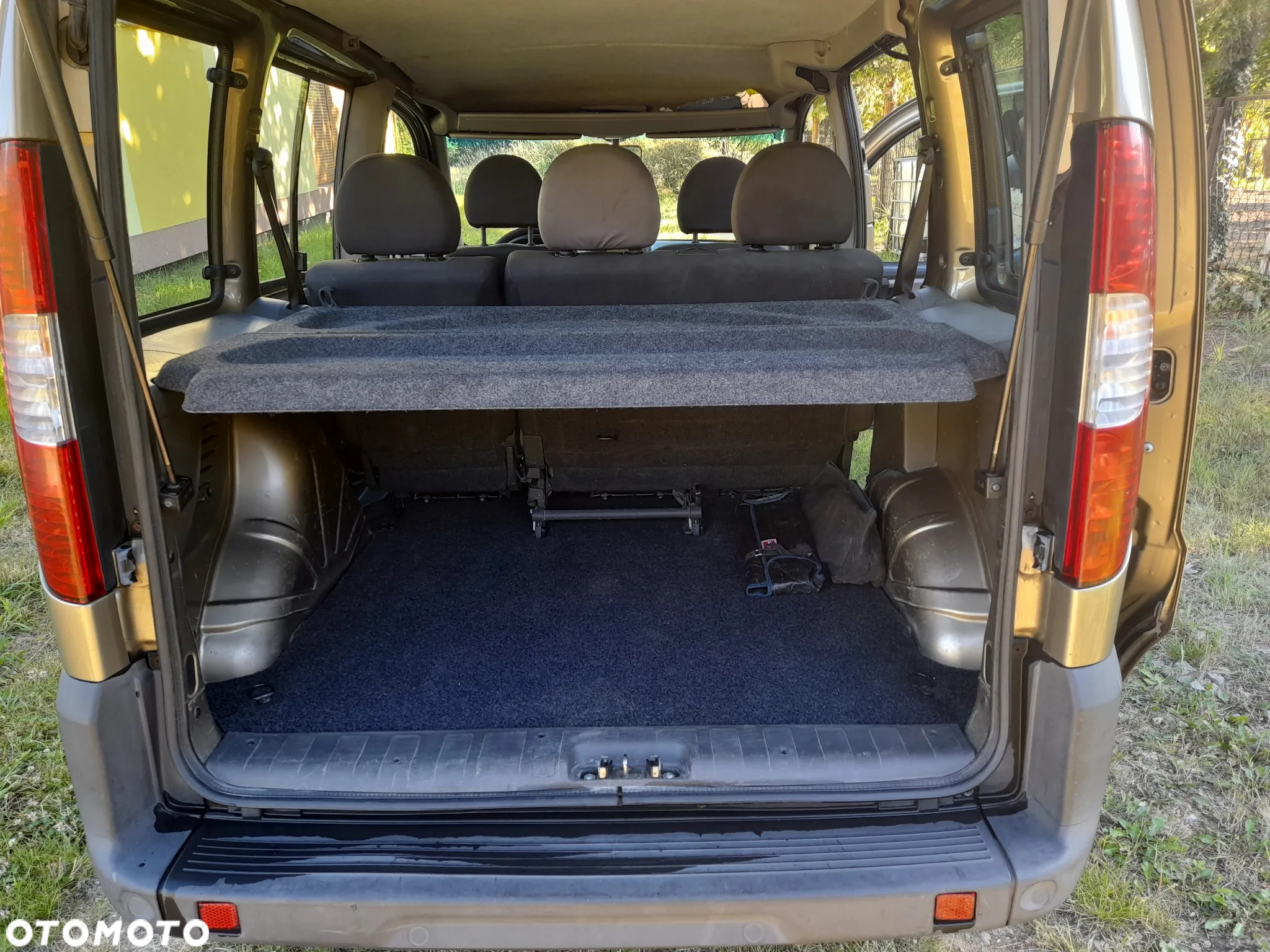Fiat Doblo II 1.4 8V Active - 9