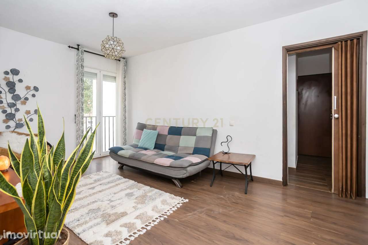 T2 transformado em T3 muito espaçoso no Miratejo, Corroios - Grande imagem: 2/29