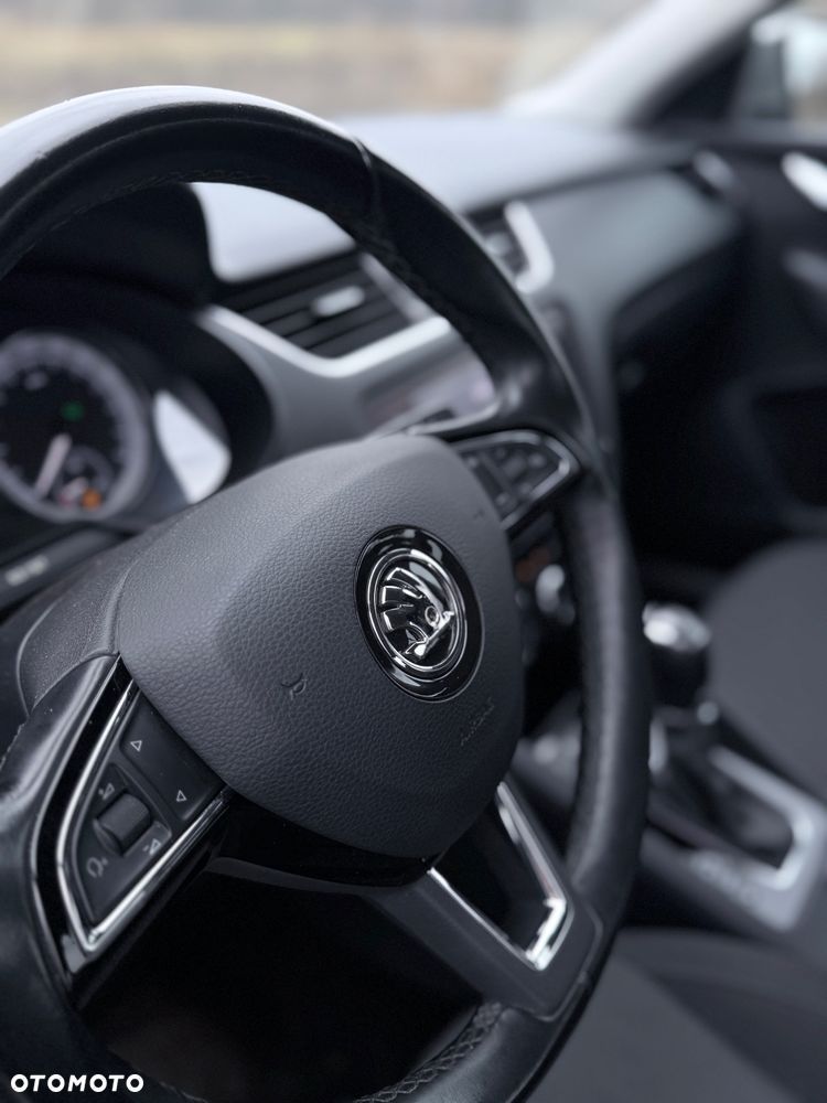 Skoda Octavia 1.6 TDI SCR Style DSG - 23