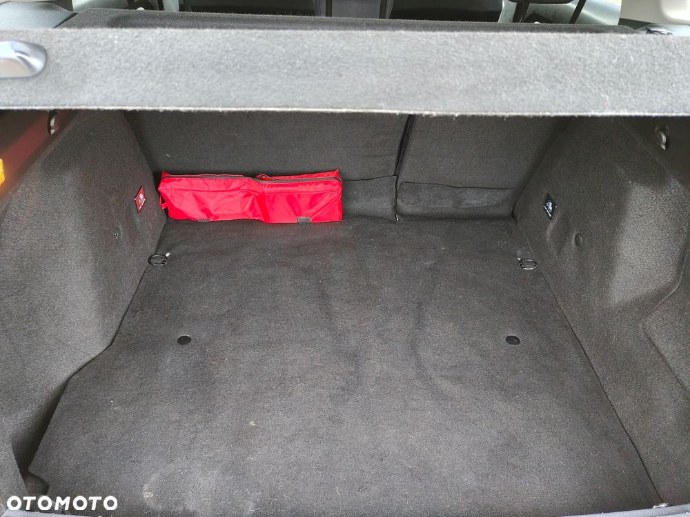 Dacia Duster 1.6 SCe Laureate S&S - 21