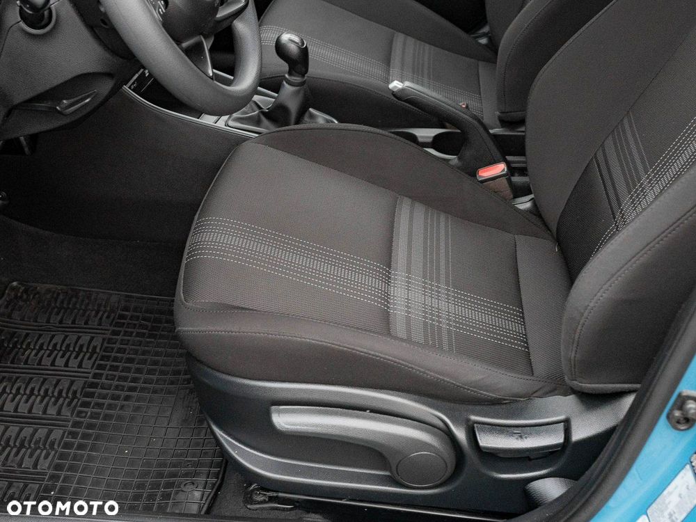 Hyundai i20 1.2 Pure - 12