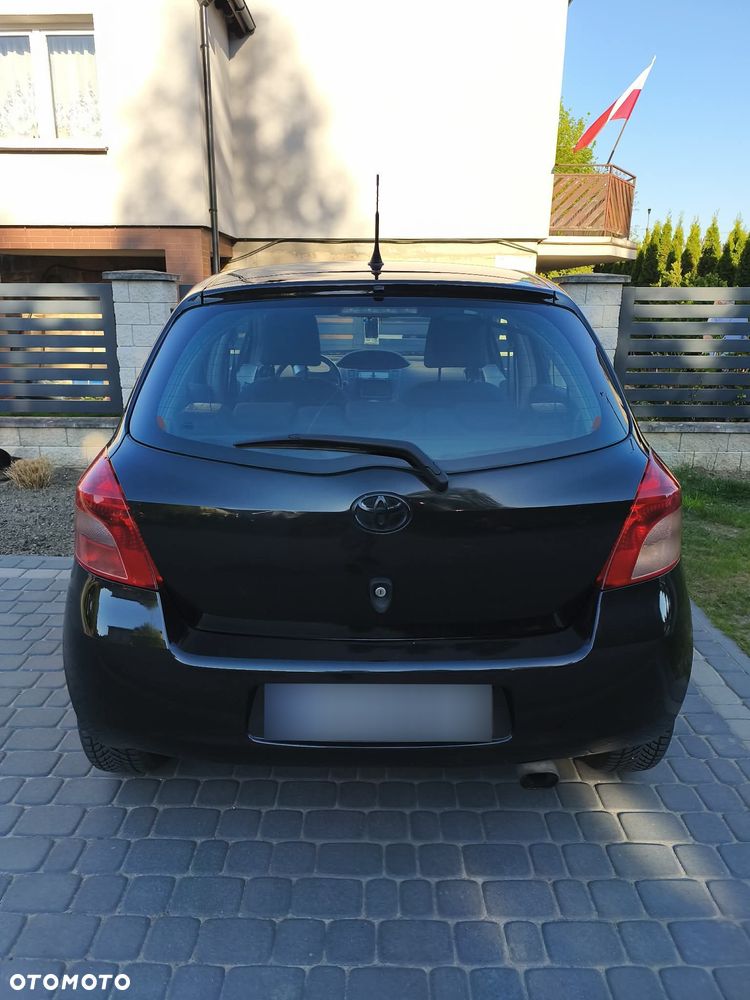 Toyota Yaris 1.4 D-4D Sol - 8