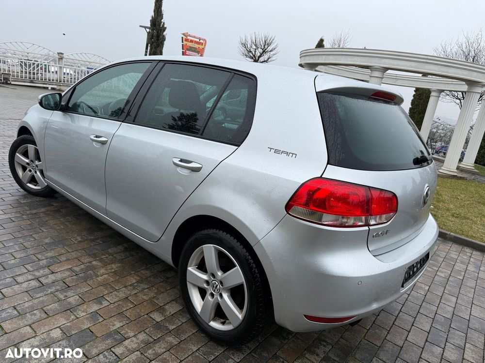 Volkswagen Golf 1.2 TSI DSG Team - 2