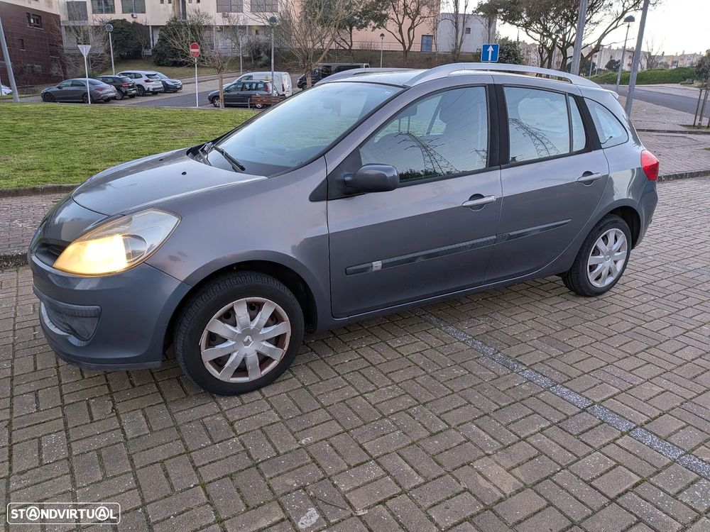 Renault Clio Sport Tourer - 1