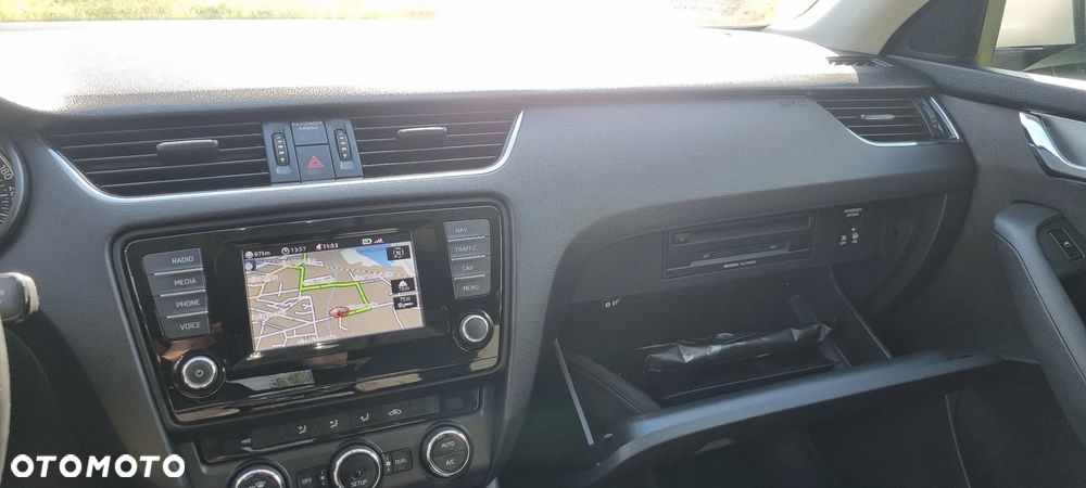 Skoda Octavia 1.4 TSI Elegance - 14