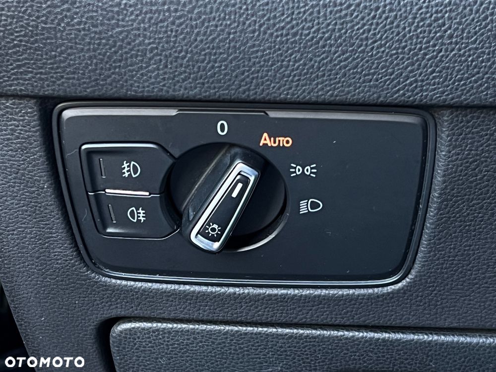 Volkswagen Passat 2.0 TDI BMT Highline DSG - 19