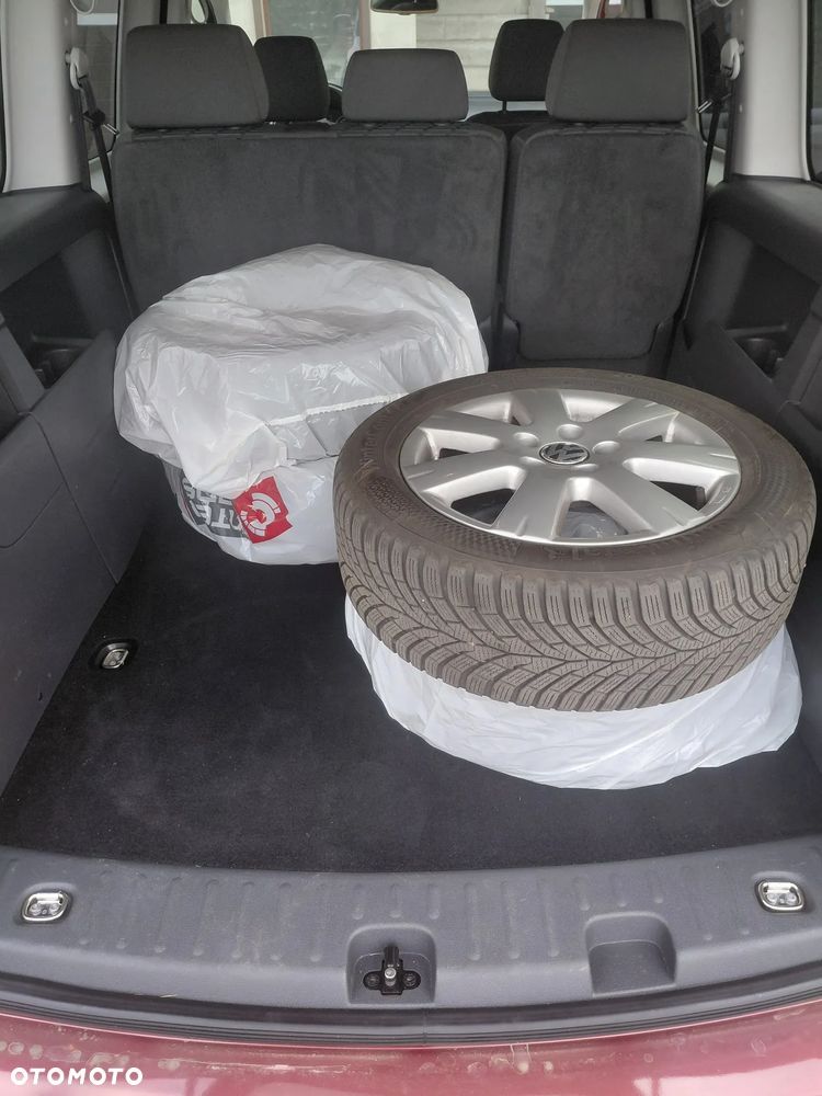 Volkswagen Caddy Comfortline 4Motion DSG - 8