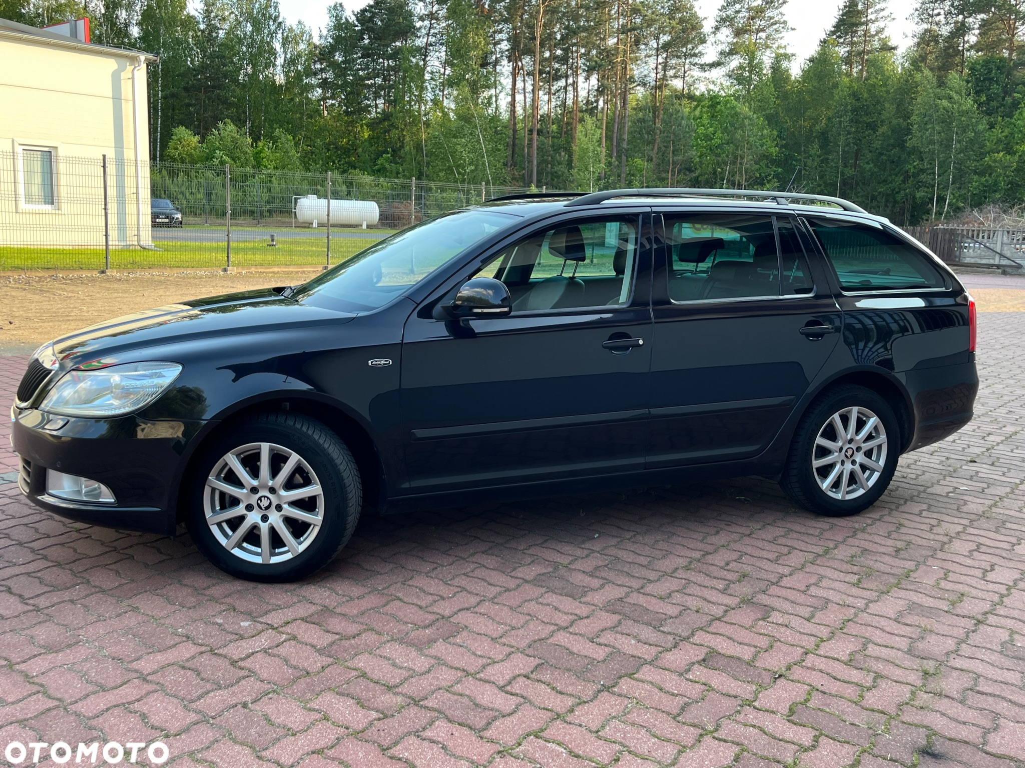 Skoda Octavia 2.0 TDI DPF Laurin & Klement - 4