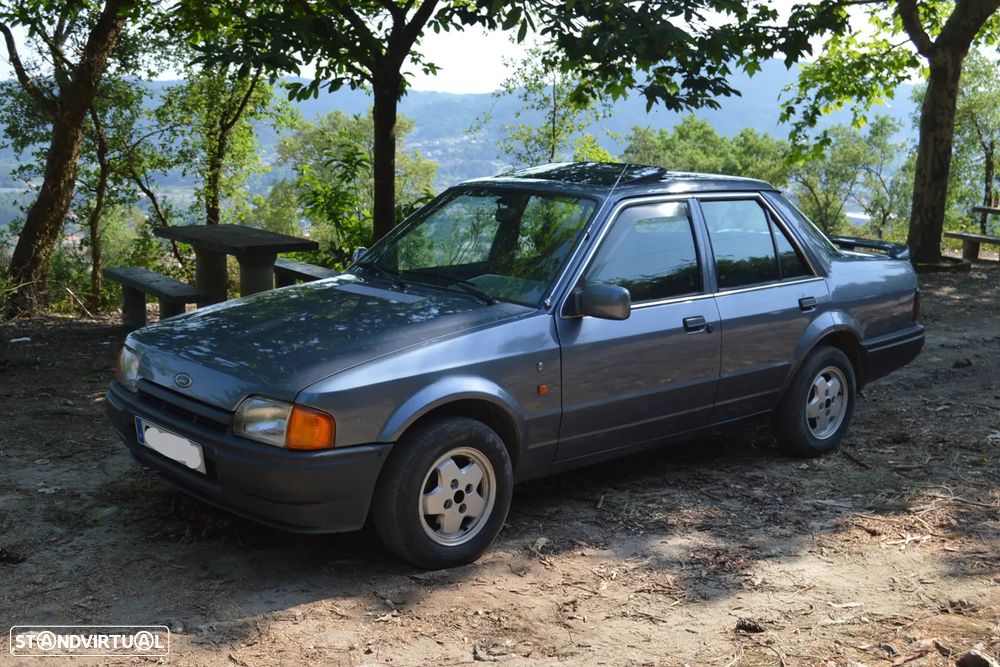 Ford Orion 1.6 Ghia D - 1