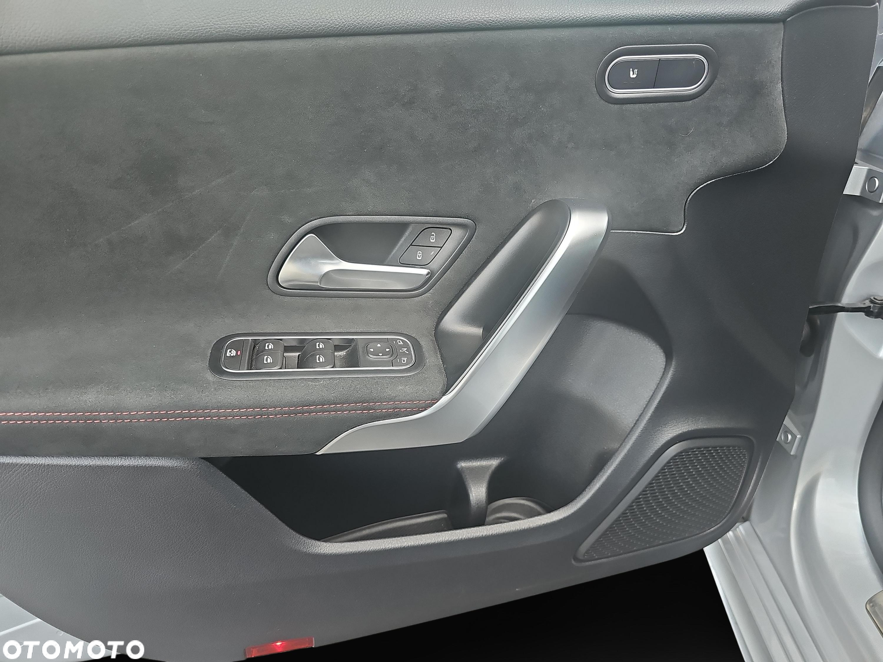 Mercedes-Benz Klasa A 200 7G-DCT Lim AMG Line Advanced Plus - 18