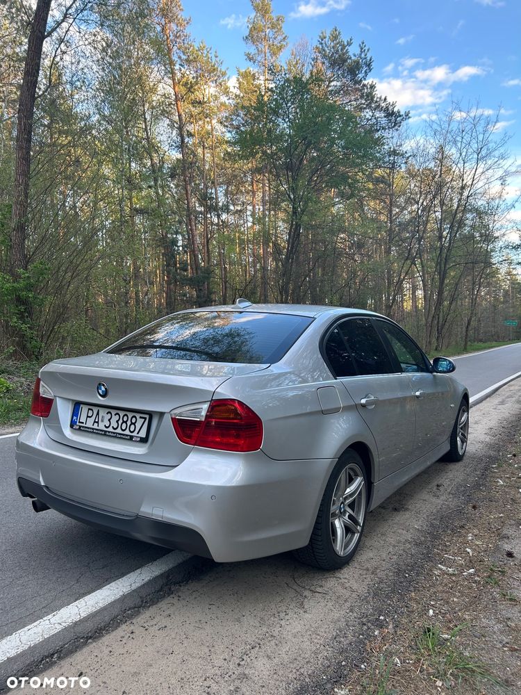 BMW Seria 3 320i - 5