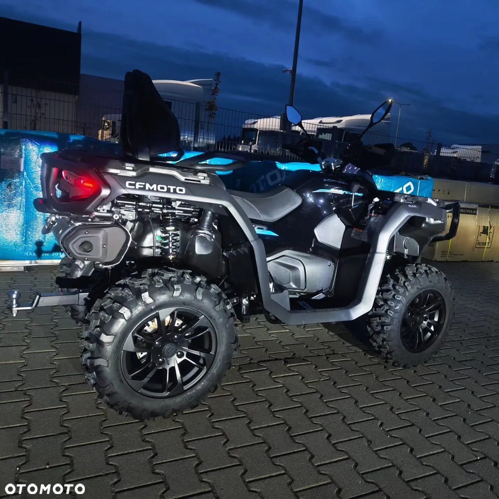 CFMoto CForce - 8
