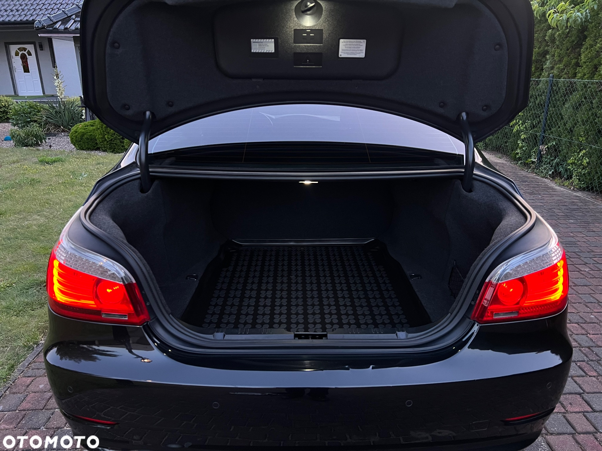 BMW Seria 5 523i Edition Lifestyle - 14