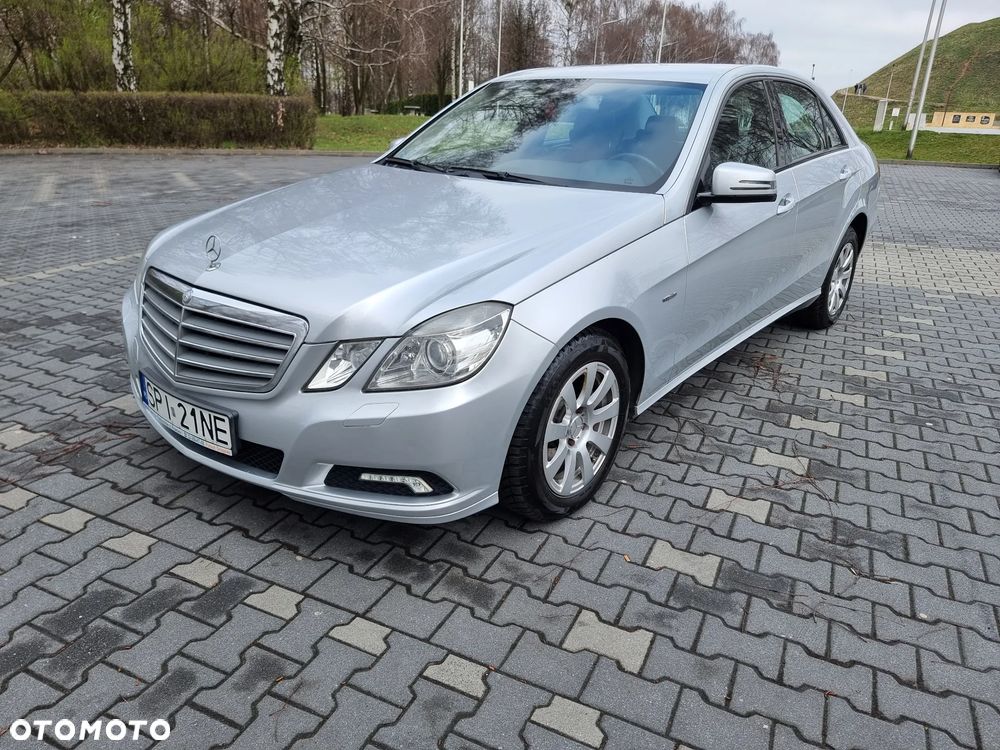 Mercedes-Benz Klasa E 220 CDI BlueEff - 5