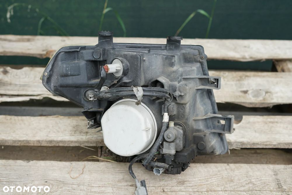 Lampa przód przednia lewa Nissan Pathfinder R51 Xenon Anglik - 4