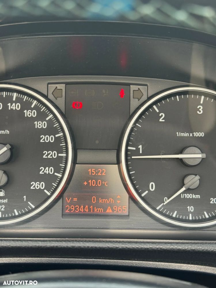 BMW Seria 3 320d - 8