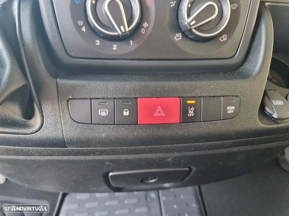 Citroën JUMPER 2.2 HDI 120CV L1H1 * Câmera/ Ac / Gps / IVA dedutível - 26