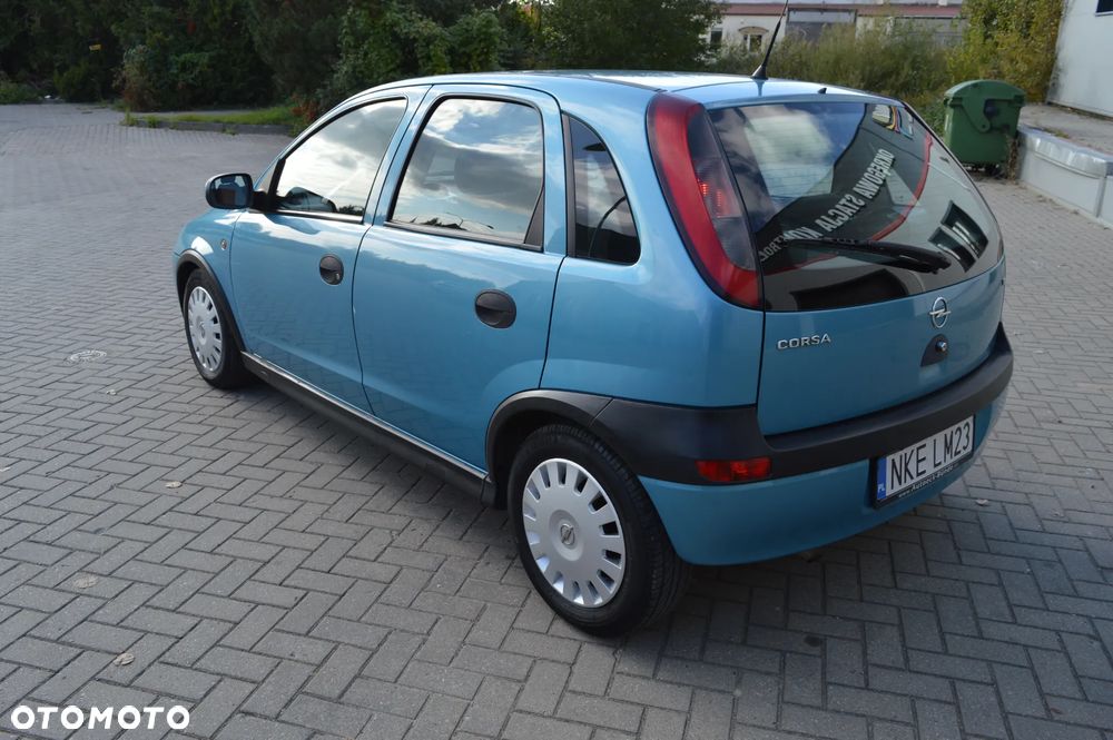 Opel Corsa 1.2 16V Cosmo - 6