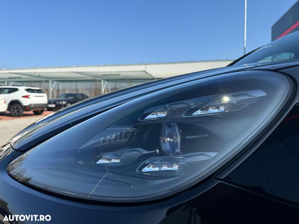 Porsche Cayenne E-Hybrid Tiptronic S - 33