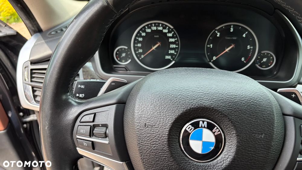BMW X5 xDrive25d - 22