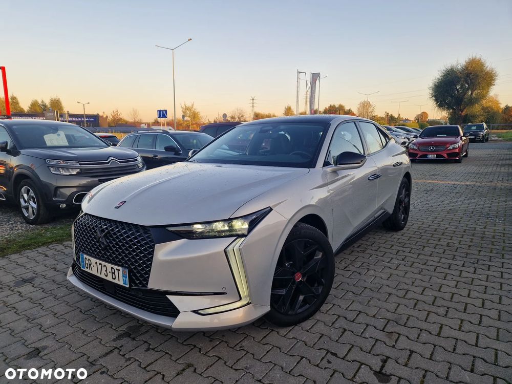 DS Automobiles DS 4 1.2 PureTech Performance Line + - 1